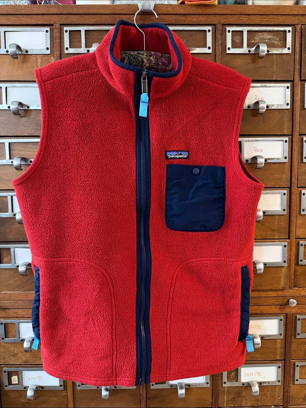 Patagonia Men’s Karstens Red Best Blue Pocket Size Small